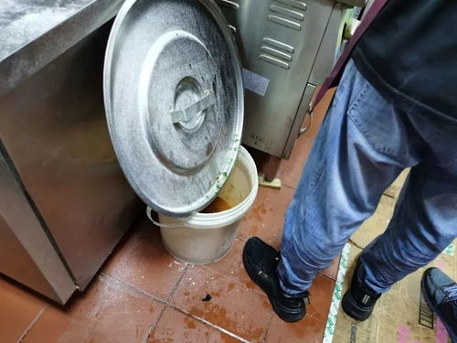 上海復工后多家餐廳廚房臟得不能看 記者現場調查