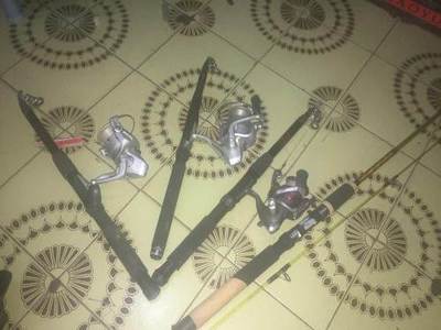 4根釣魚拋桿帶輪子,70元一根,四根一起240。-福州鼓樓區(qū)釣魚用具